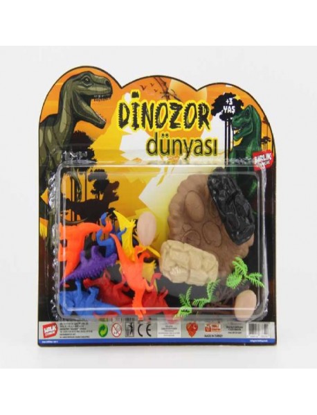 LARGE DINOSAUR IN ROLE PLAY CARD